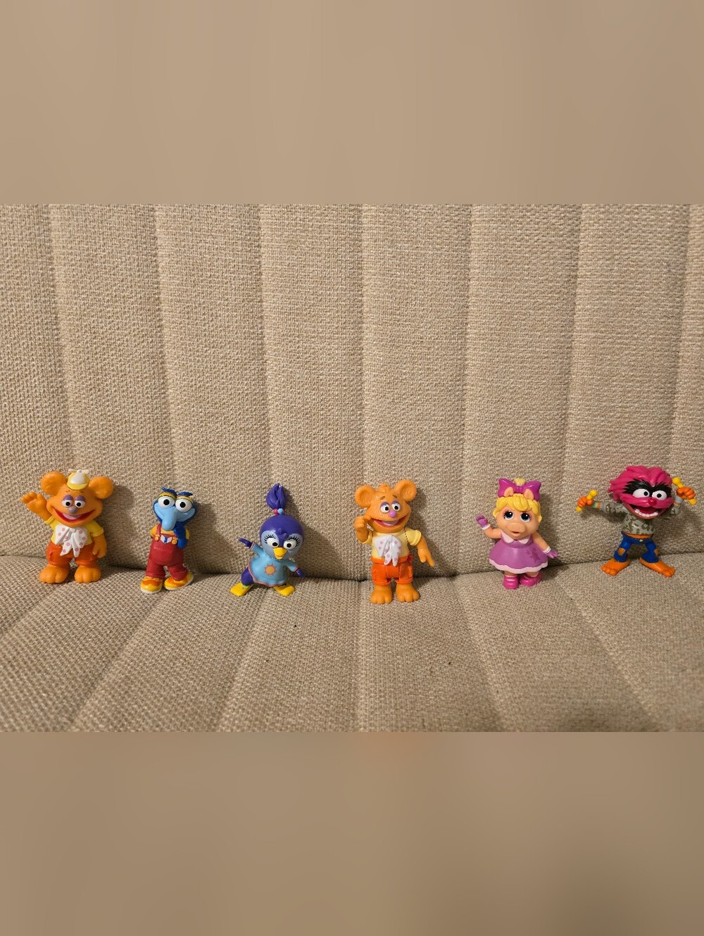 Lot of 6 Disney Junior Muppet Babies Mini Figures, Fozzy Bear, Animal, Gonzo